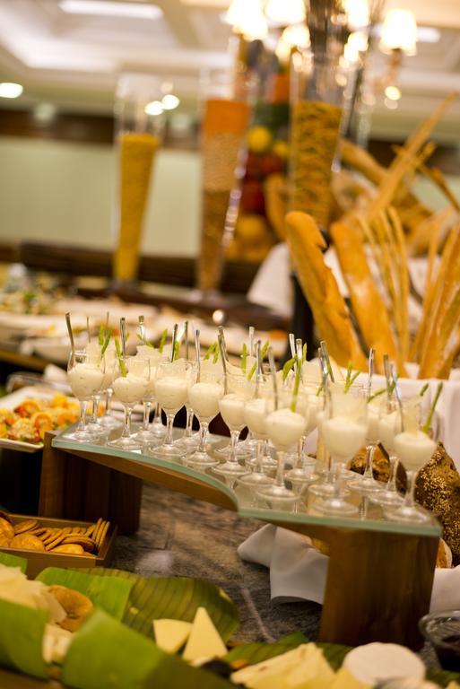 Hotel Warwick