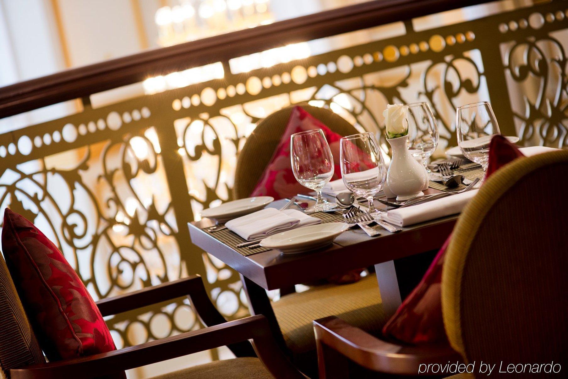 Warwick Hotel