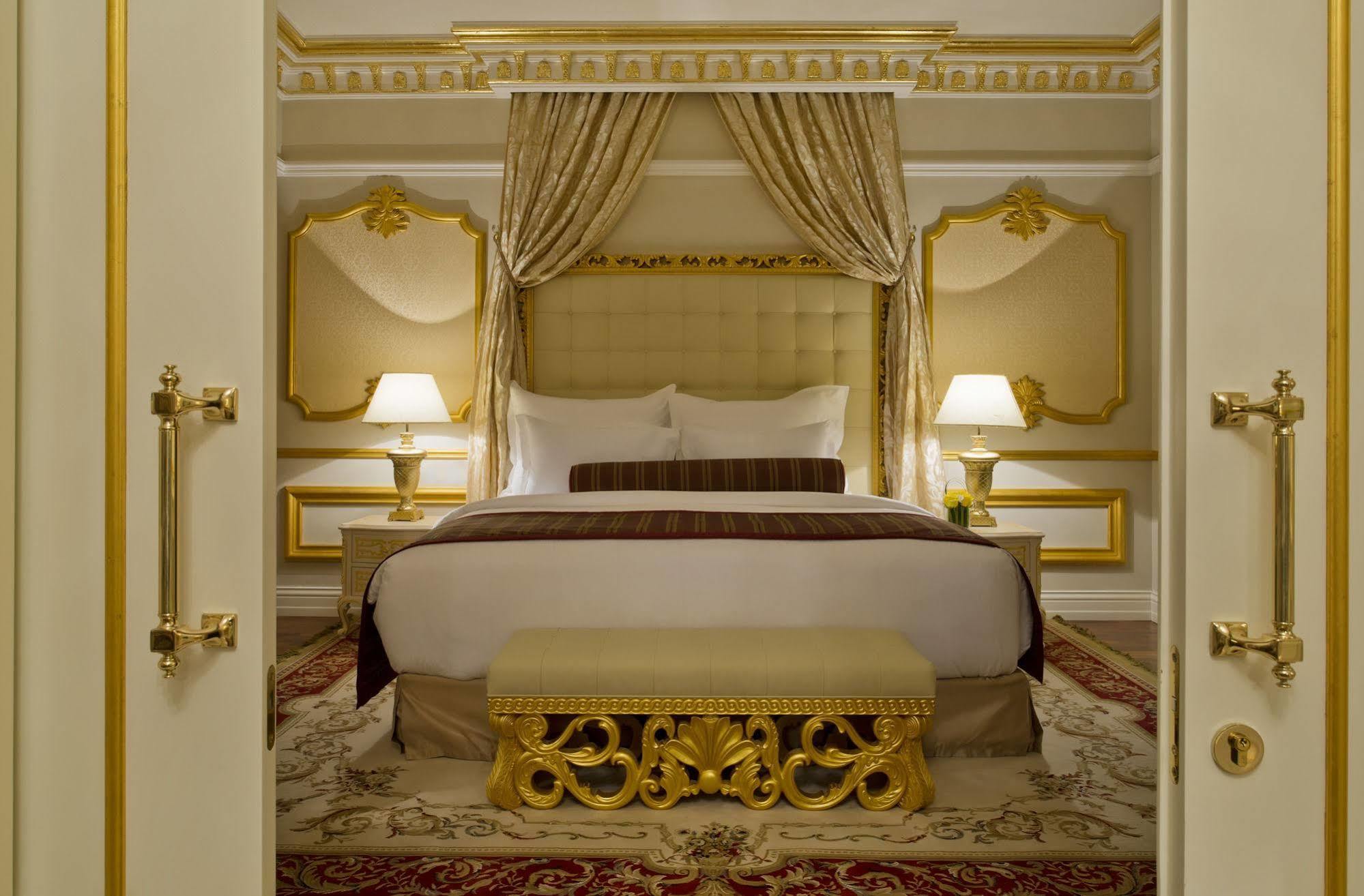 Hotel Warwick
