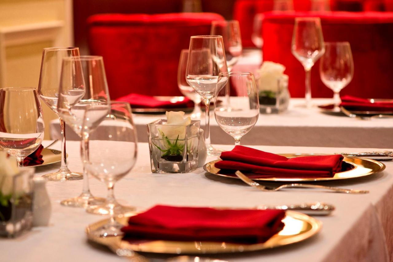 Hotel Warwick